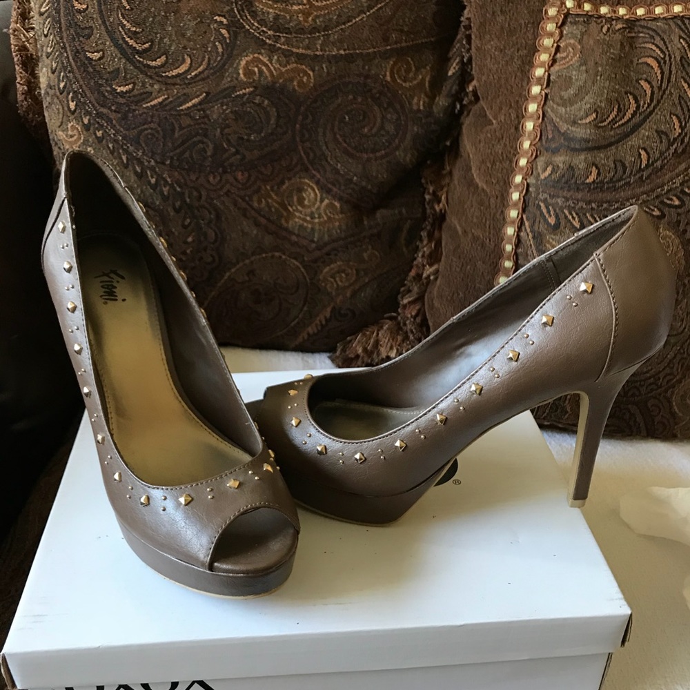 Fioni Brown Embellished Peep Toe Heels